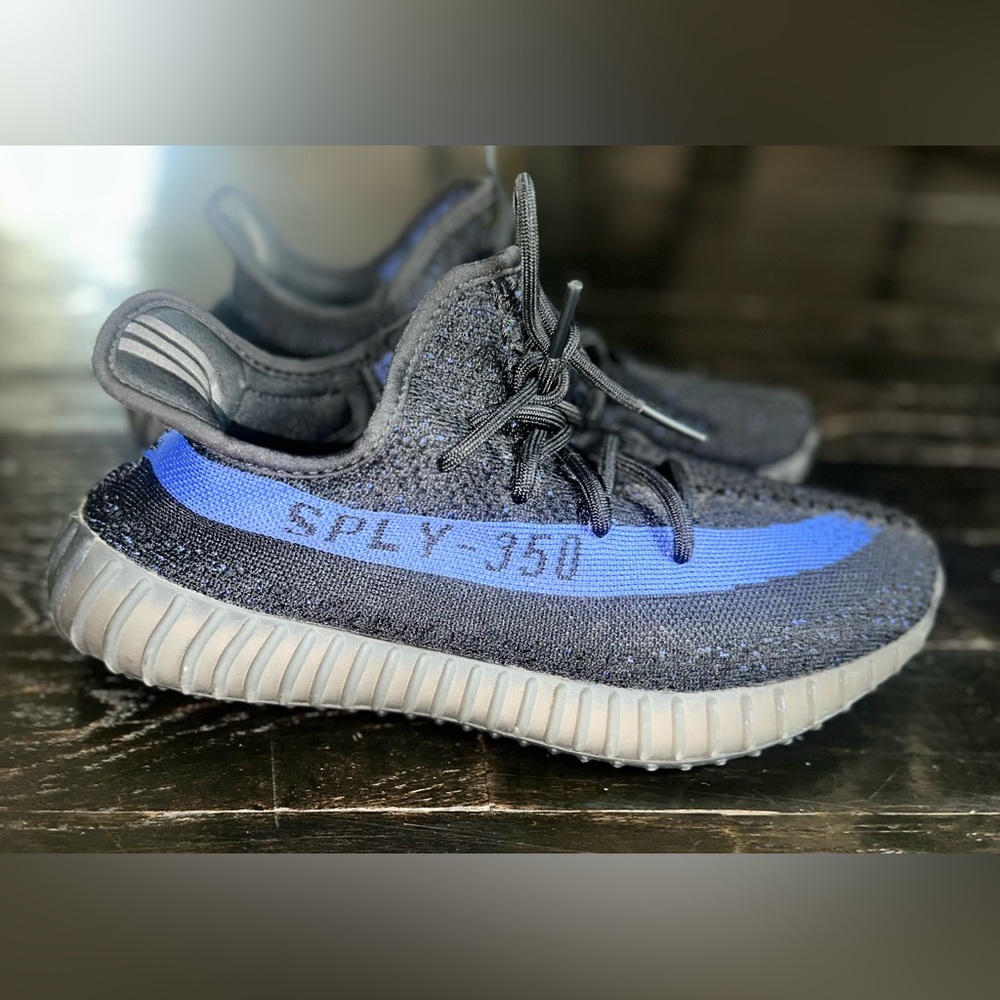 Yeezy Boost 350 V2 'Dazzling Blue